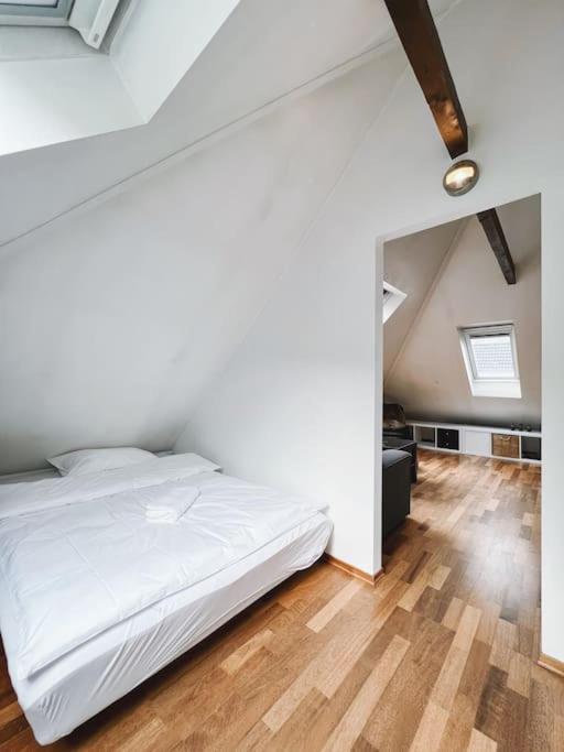 Dinbnb I Loft I Easy Check-in Apartment Bergen