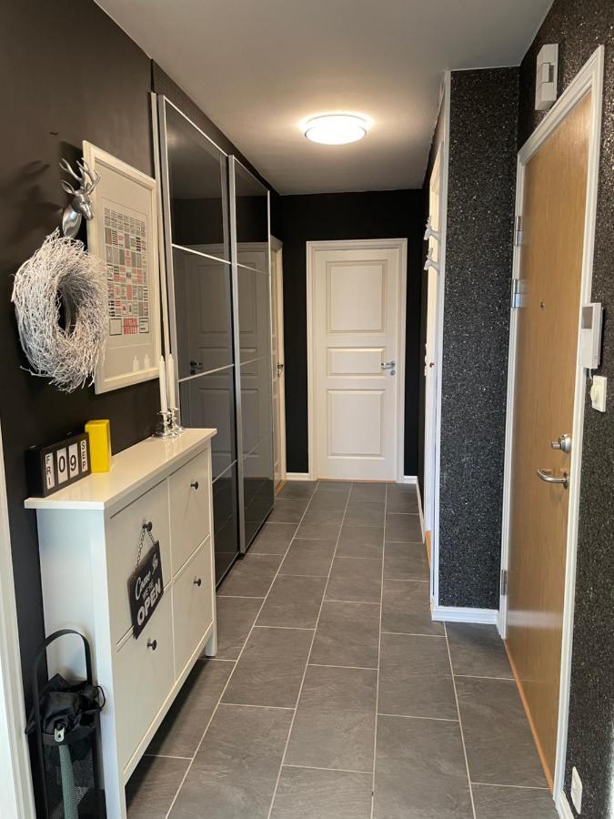 Apartment Cosy With 2 Bedrooms For 4 People With Free Parking *