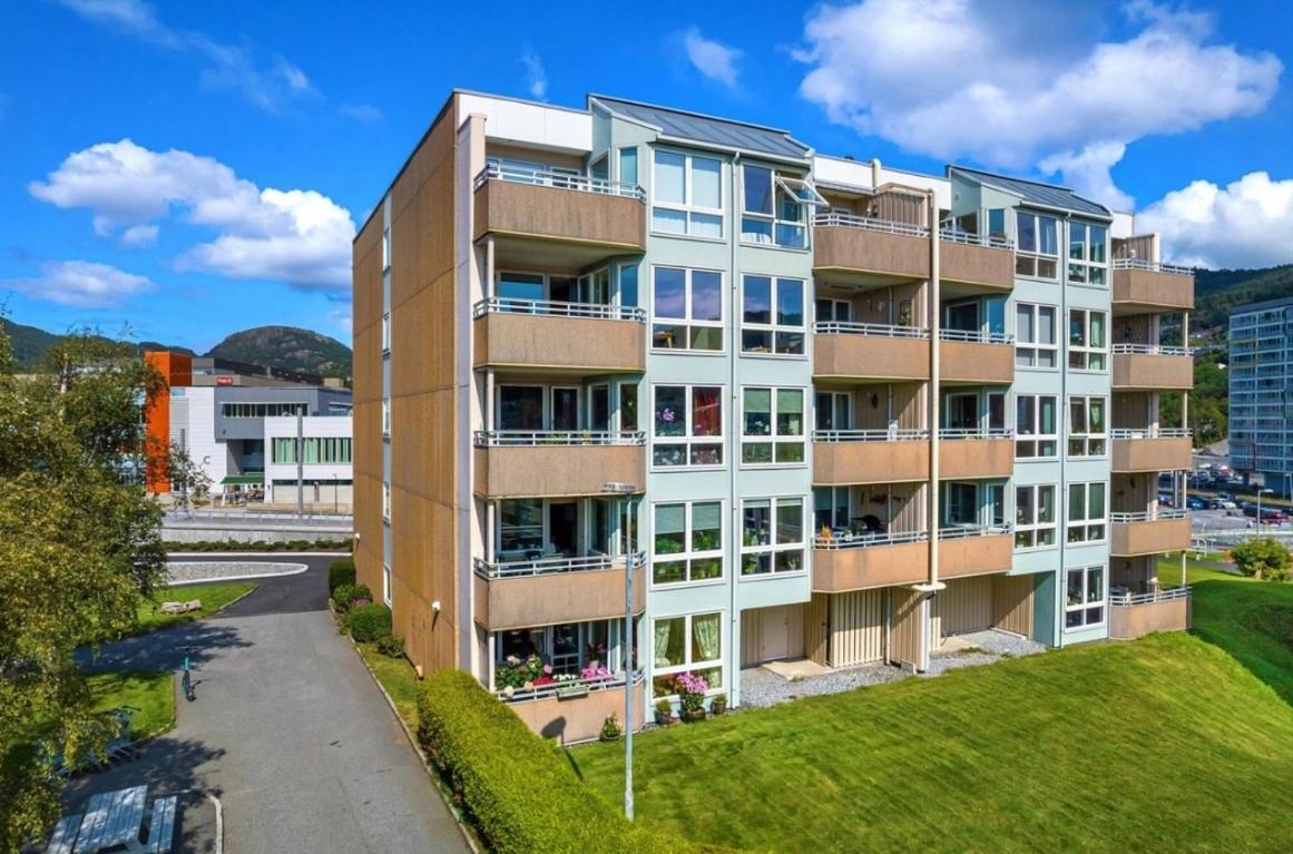 Cosy With 2 Bedrooms For 4 People With Free Parking Apartment Bergen