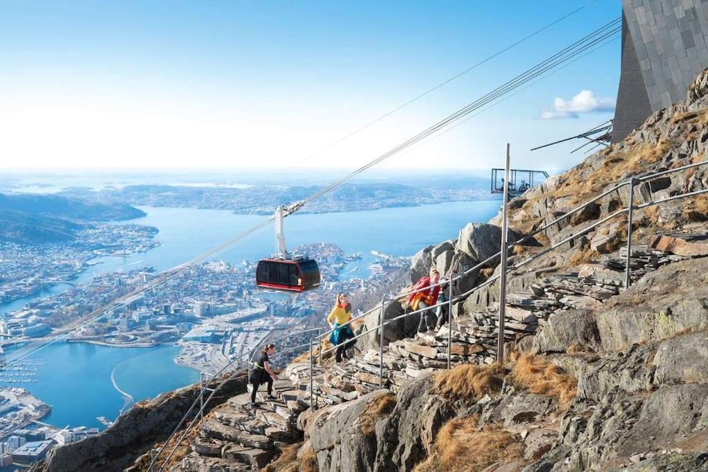 Brand New And Luxurious Penthouse In Centre! Bergen