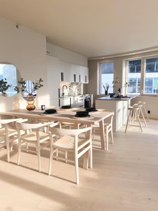 Apartment Brand New And Luxurious Penthouse In Centre! *
