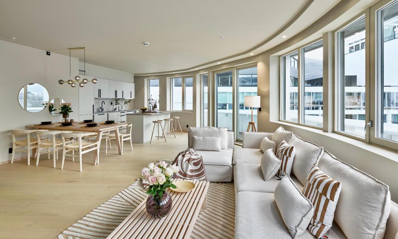 Apartment Brand New And Luxurious Penthouse In Centre! *