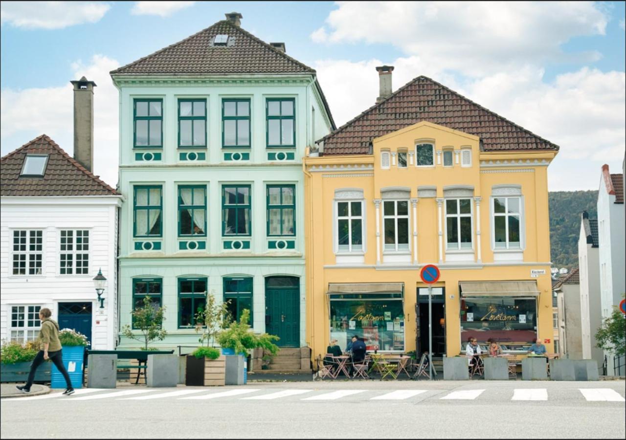 Center * Bergen