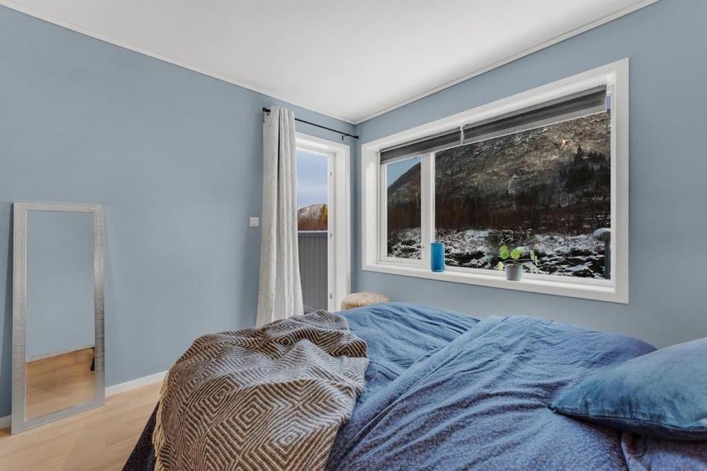 Stor Og Moderne I Indre Arna Gratis Parkering!! Apartment Bergen