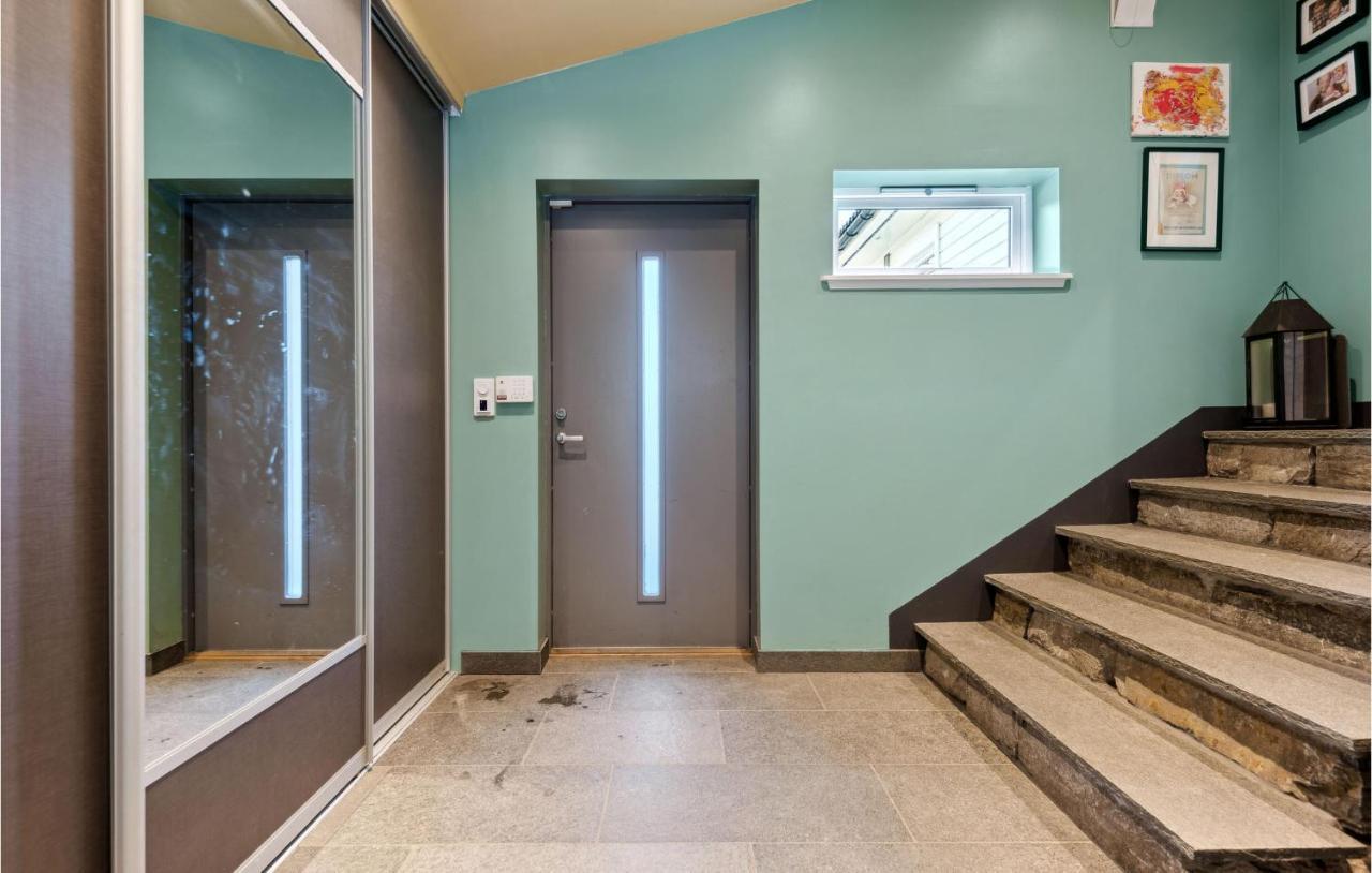 3 Bedroom Awesome In Nesttun Apartment