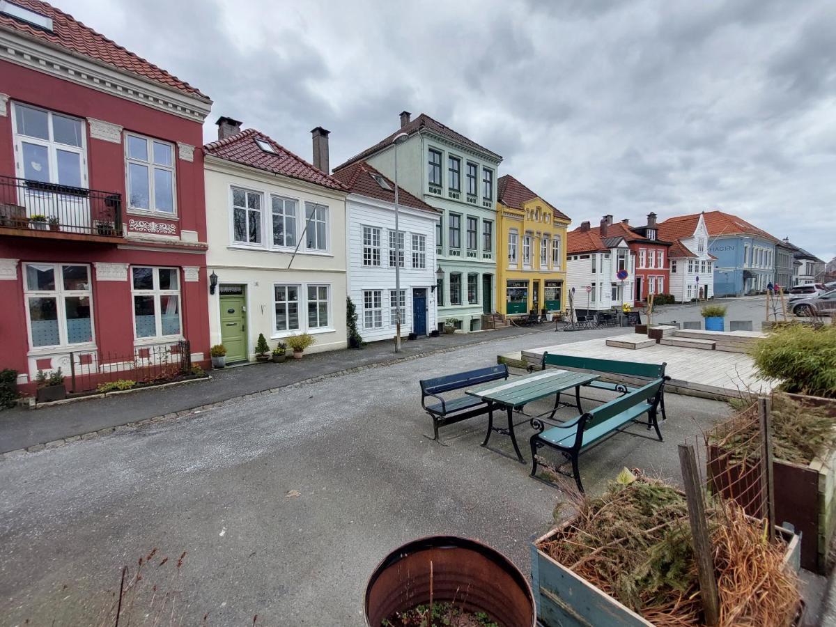 Center * Bergen