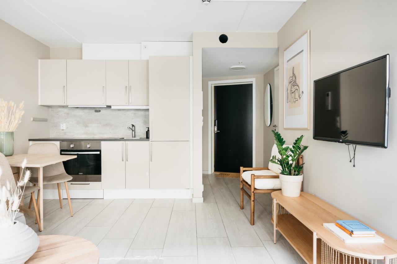 Urban - Scandinavian Comfort With French Balcony