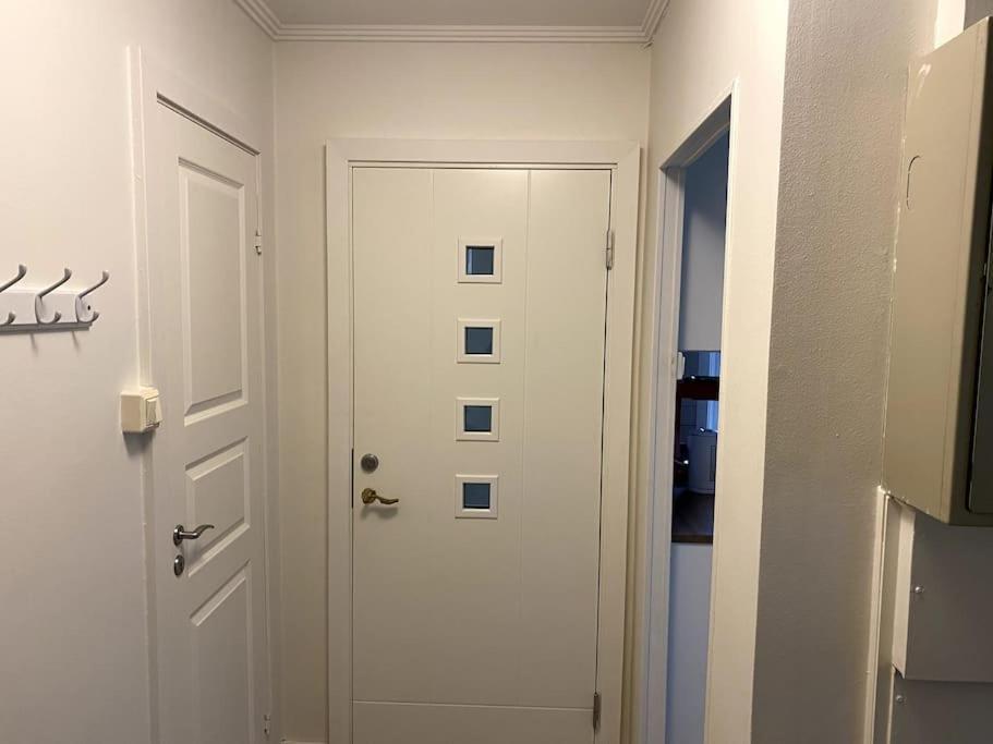 Lovely 2 Bedroom With Free Parking Apartamento