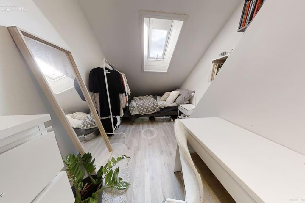 Spacious, 1 Minute From Bryggen!