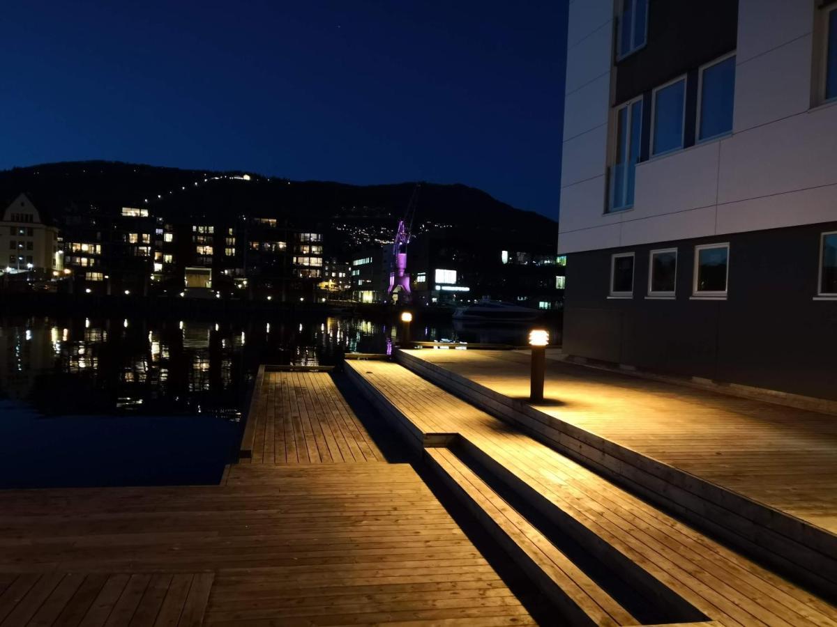 Toppleilighet I Damsgardsundet *