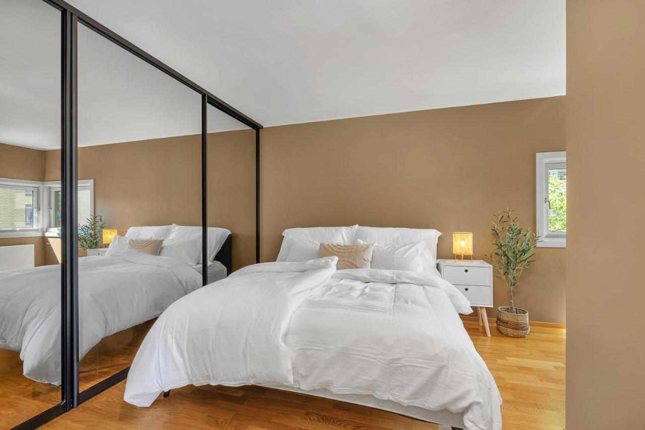 Sea-kissed Elegance: Your City Retreat