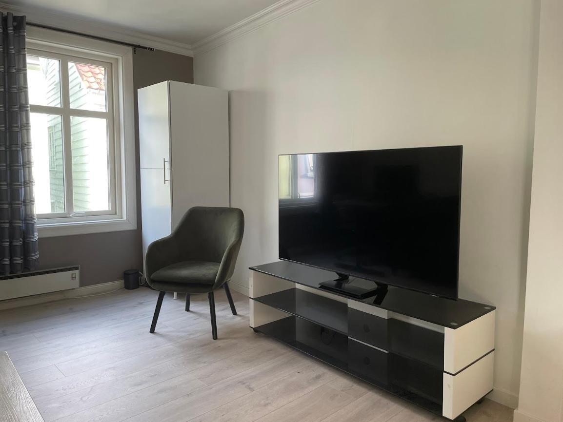 Lägenhet Sentrumsnaert I Bergenhus *