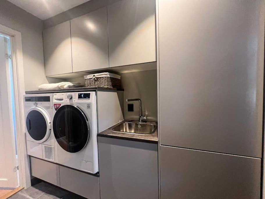 Apartamento Sjoutsikt, Jacuzzi Og Solfylt Bergen