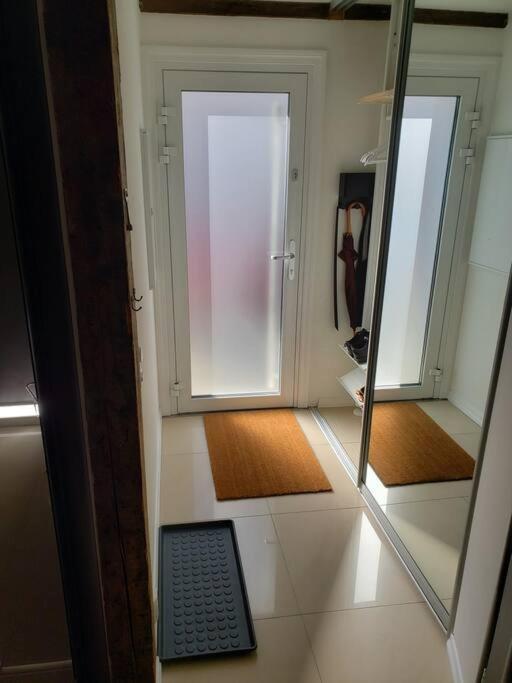 Cosy, Modern Townhouse In Sentrum Apartment