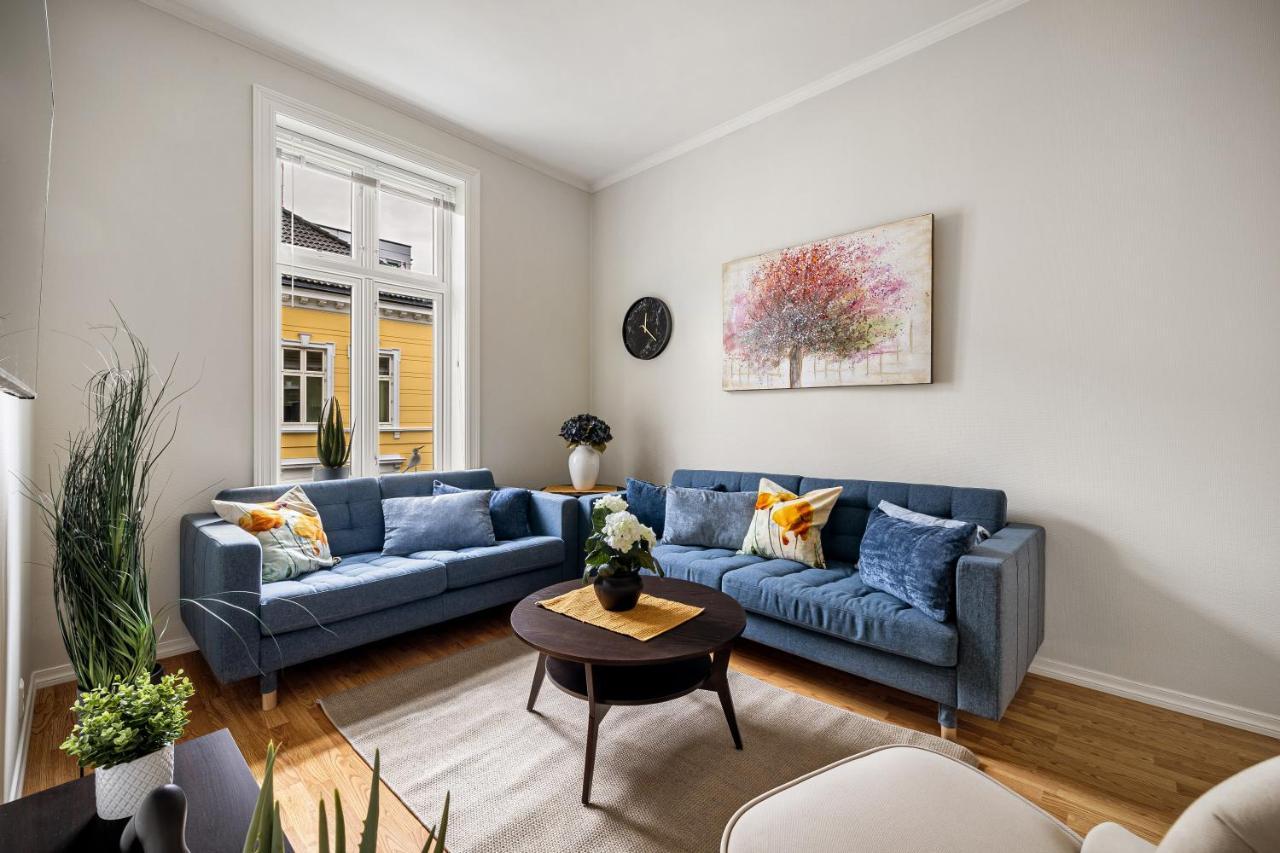 Rosen Apartment