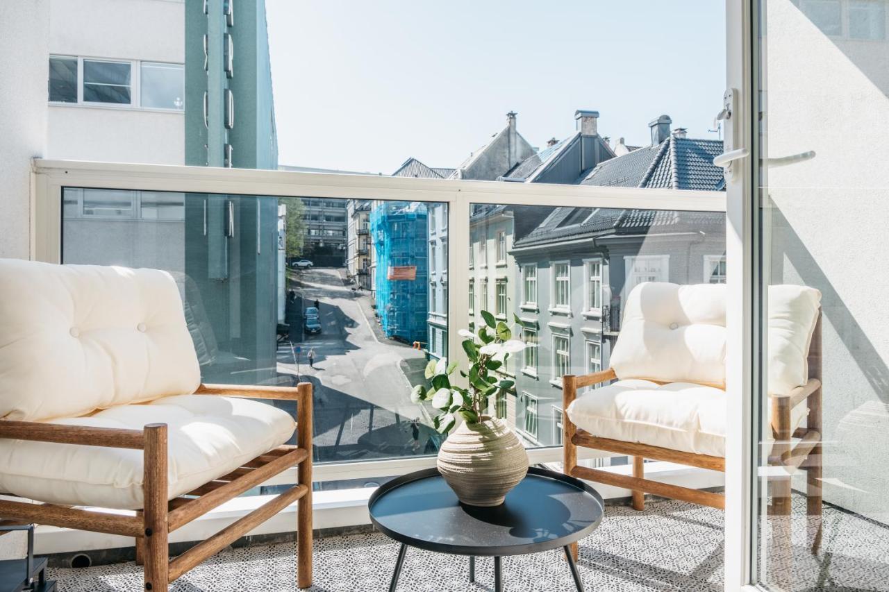 Urban - Scandinavian Comfort With Private Balcony