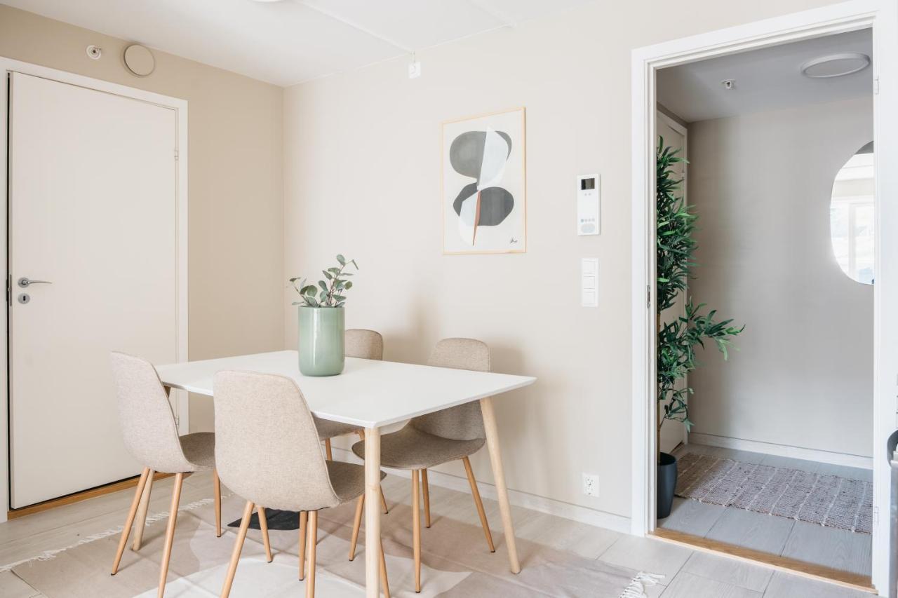 Urban - Scandinavian Comfort With Private Balcony Apartment