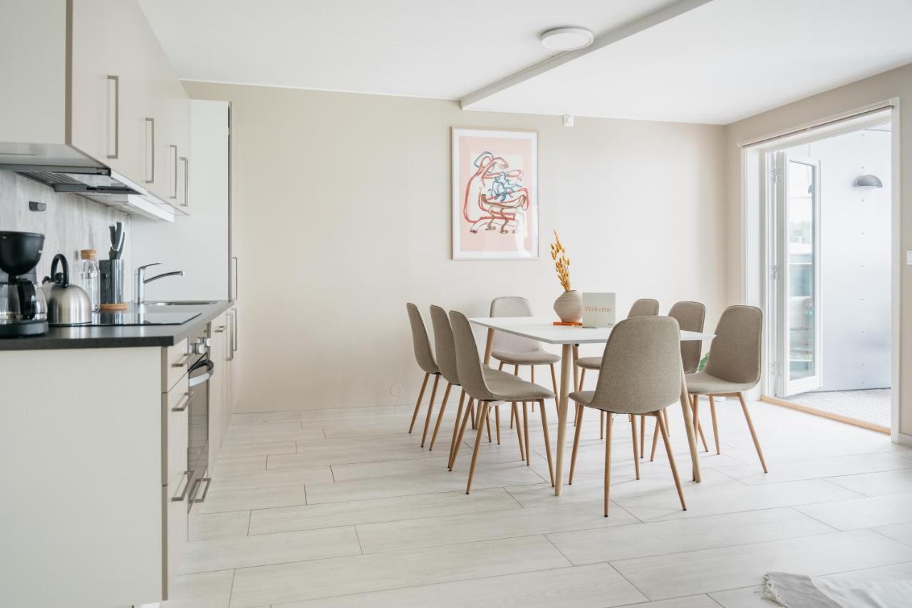 L Urban - Spacious With Private Terrace Apartment Bergen