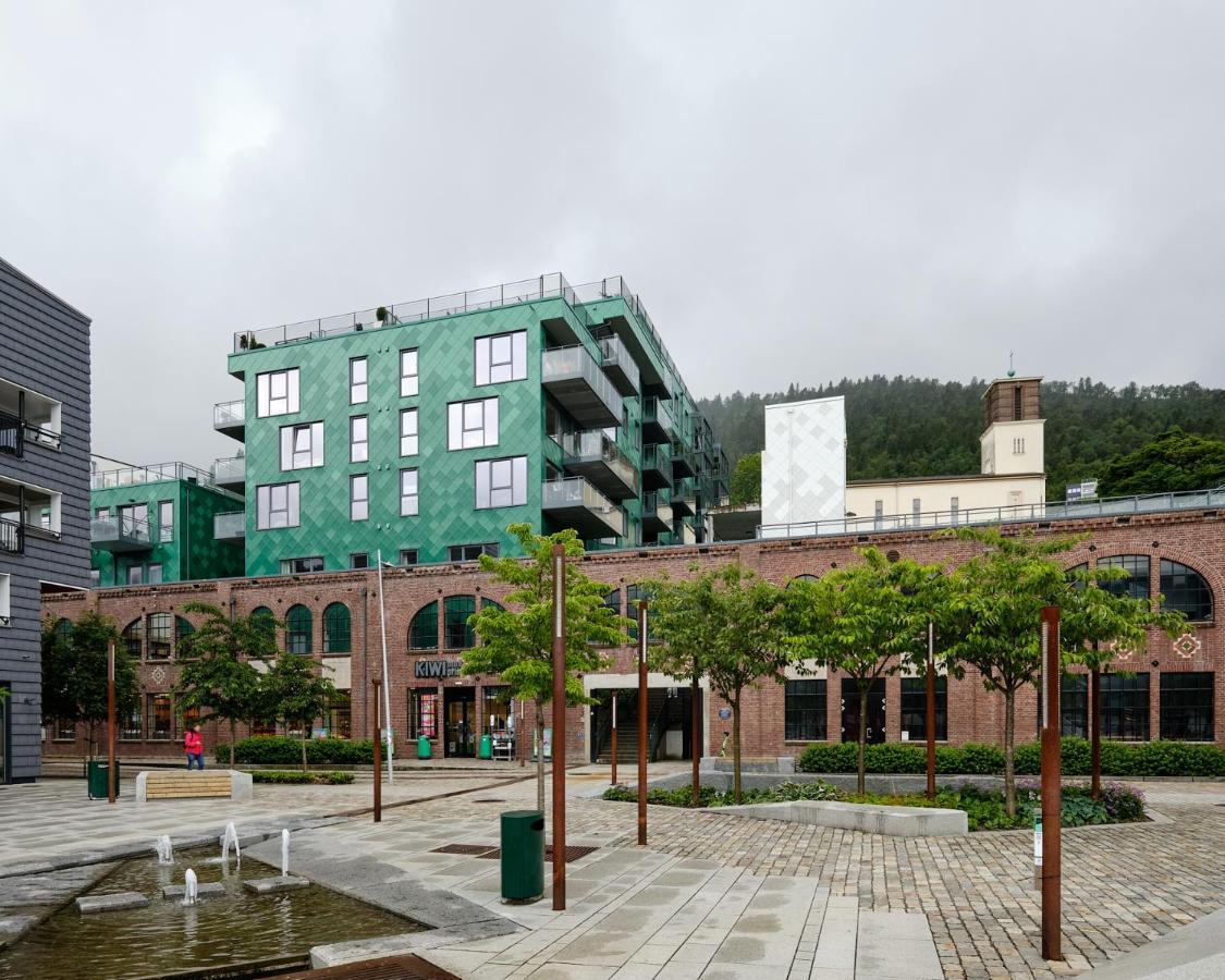 Stylish 2-br Retreat In Heart Of Vibrant *