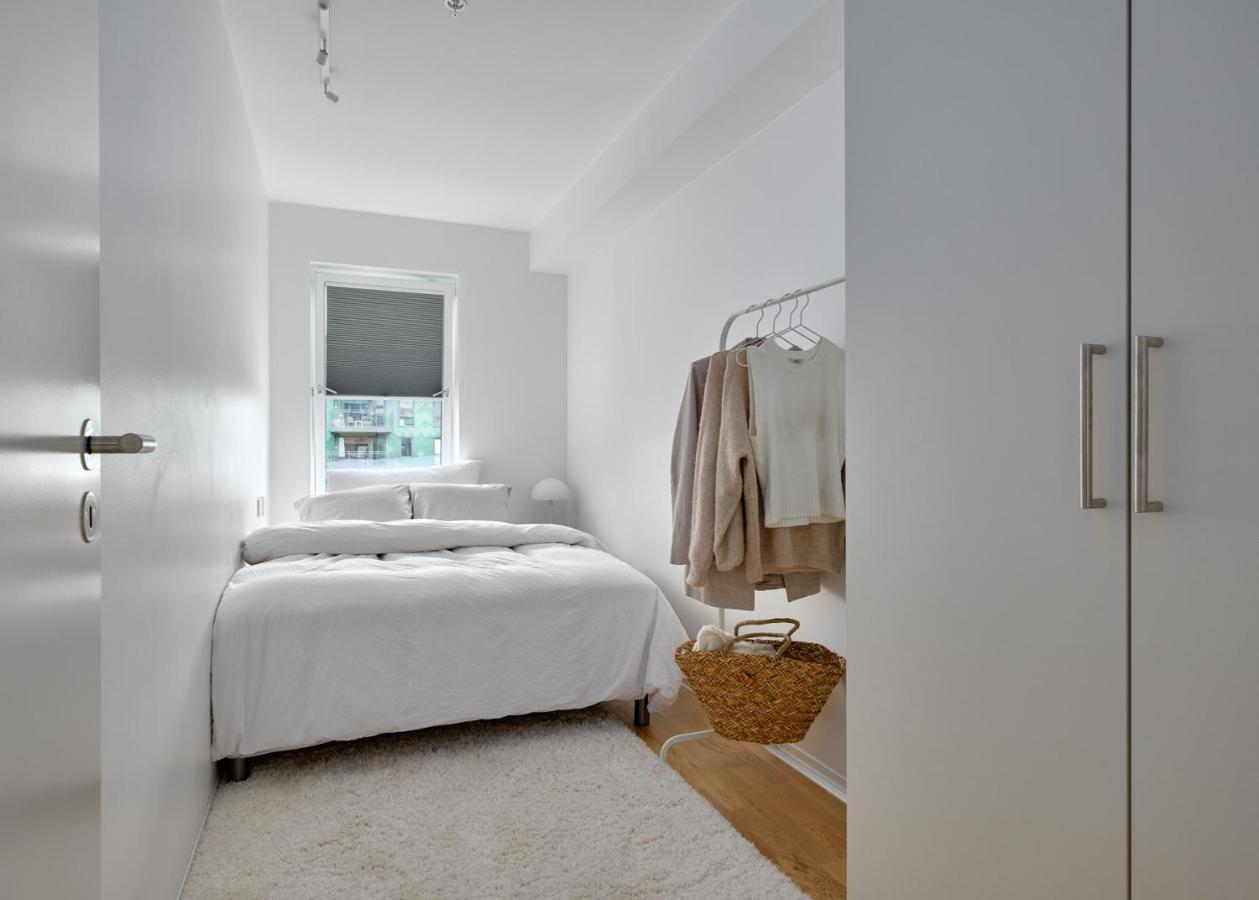 Apartment Stylish 2-br Retreat In Heart Of Vibrant *