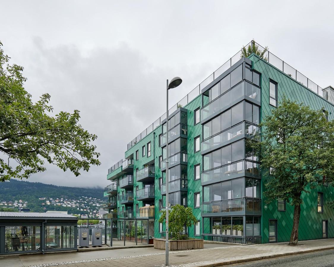 Stylish 2-br Retreat In Heart Of Vibrant Apartment Bergen