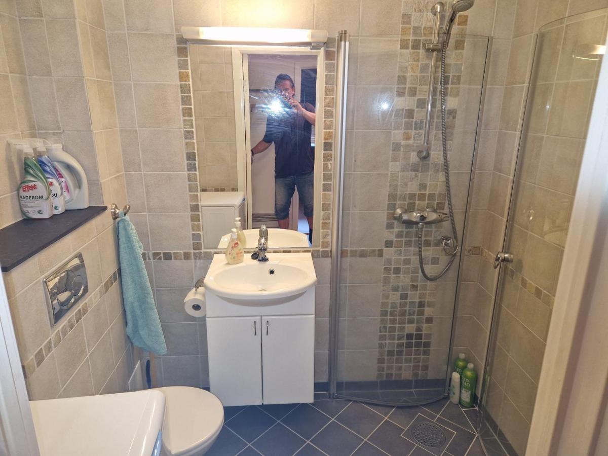Apartment Toppleilighet I Fana *