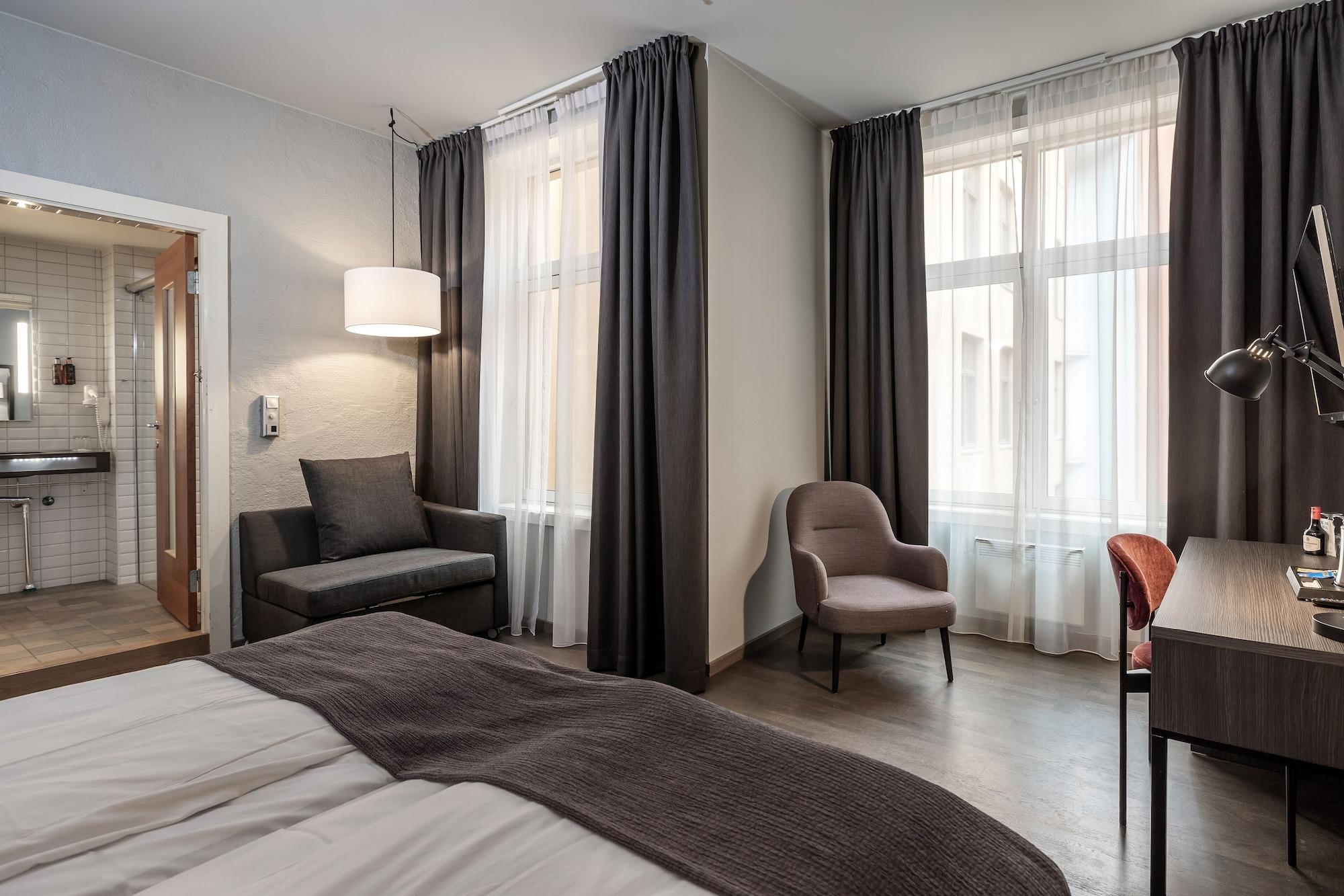 Clarion Admiral Hotel 4*