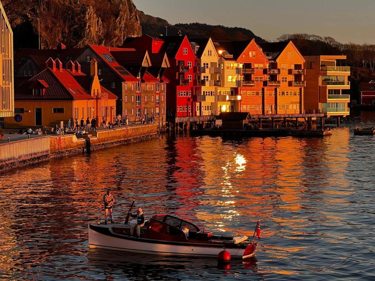 Lägenhet Seafront With Parking And Self Check-in! *
