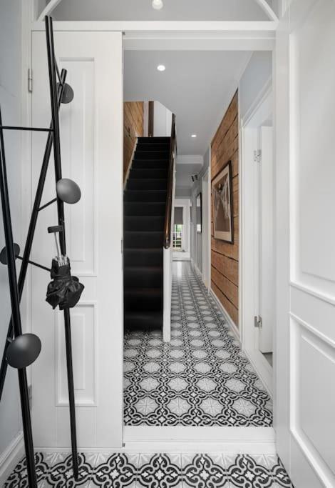 Beautiful Townhouse Super Central In - 4 Bedrooms 8 Guests Villa