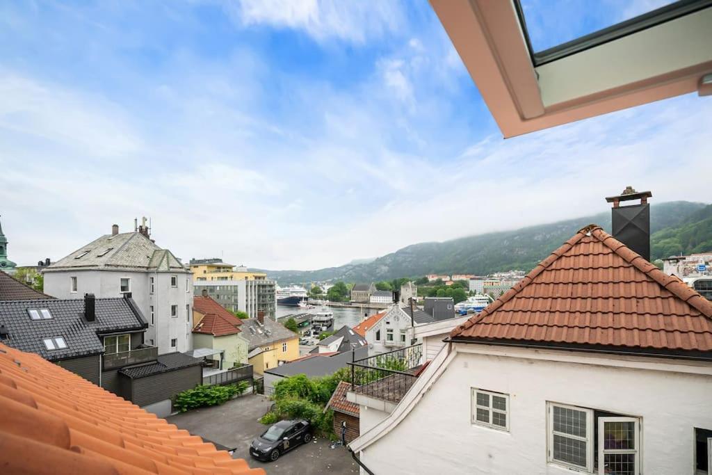 Beautiful Townhouse Super Central In - 4 Bedrooms 8 Guests Villa Bergen