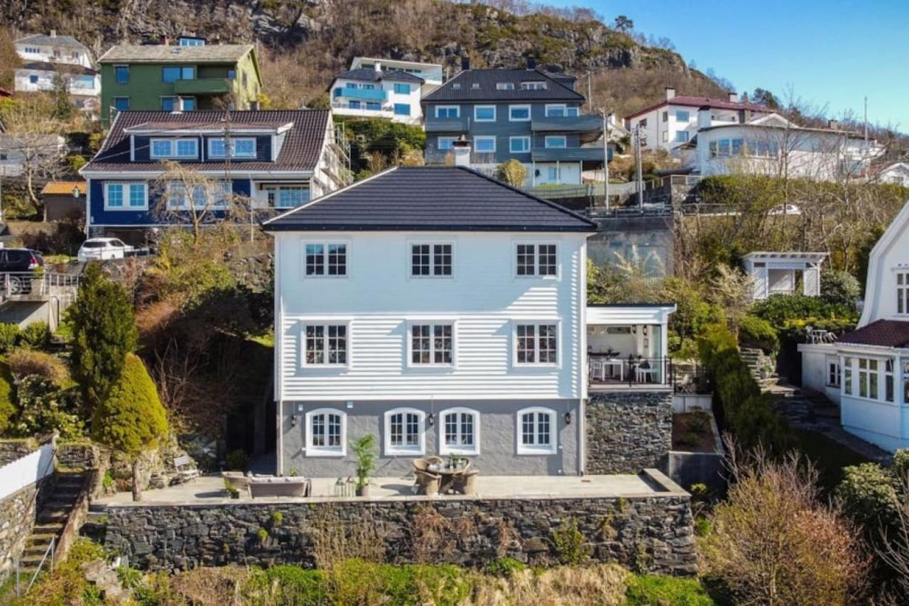 Villa Dinbnb Homes I Luxury With Hot Tub & Views *