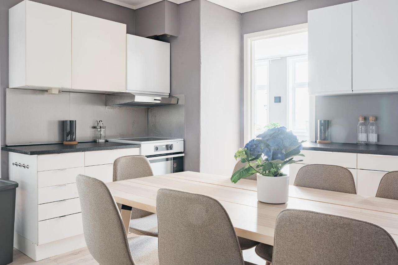 S54 - Private In The Center * Bergen