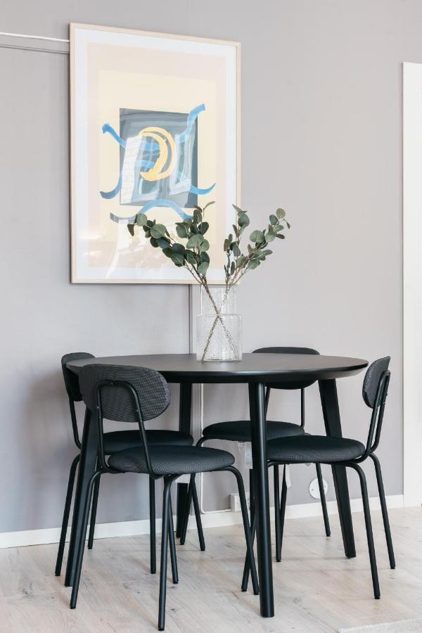 S54 - Private In The Center * Bergen