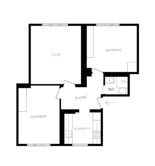 Apartment Newly Renovated Centrally Located In *