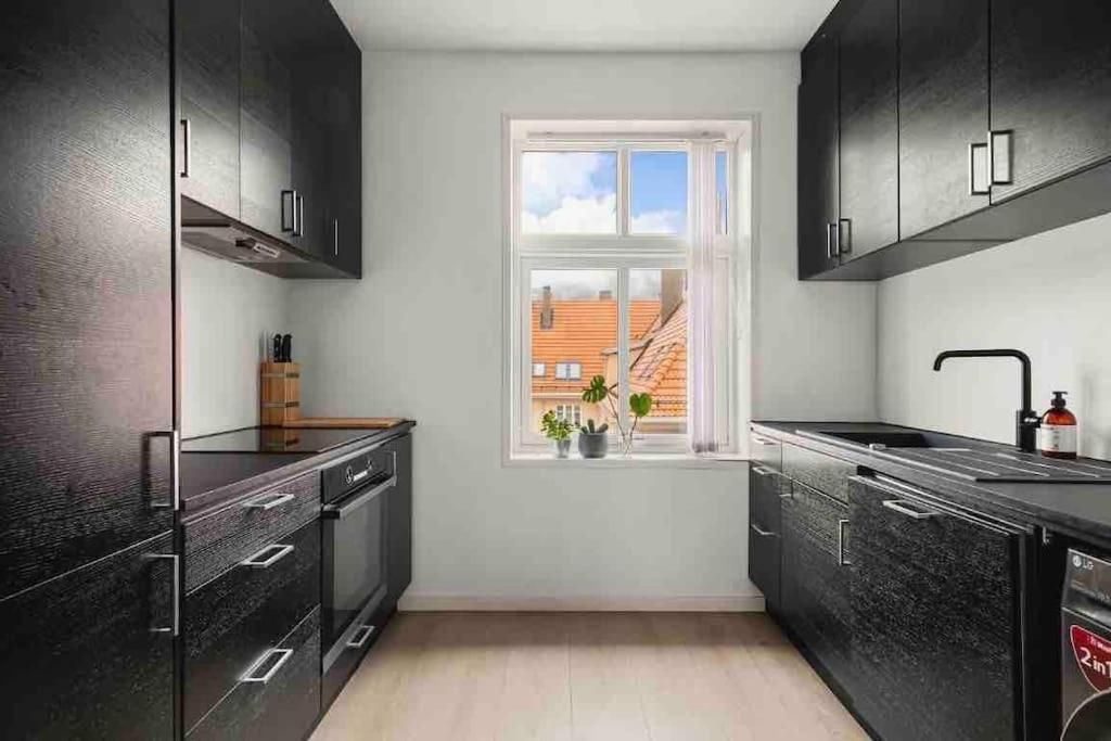 Newly Renovated Centrally Located In Bergen