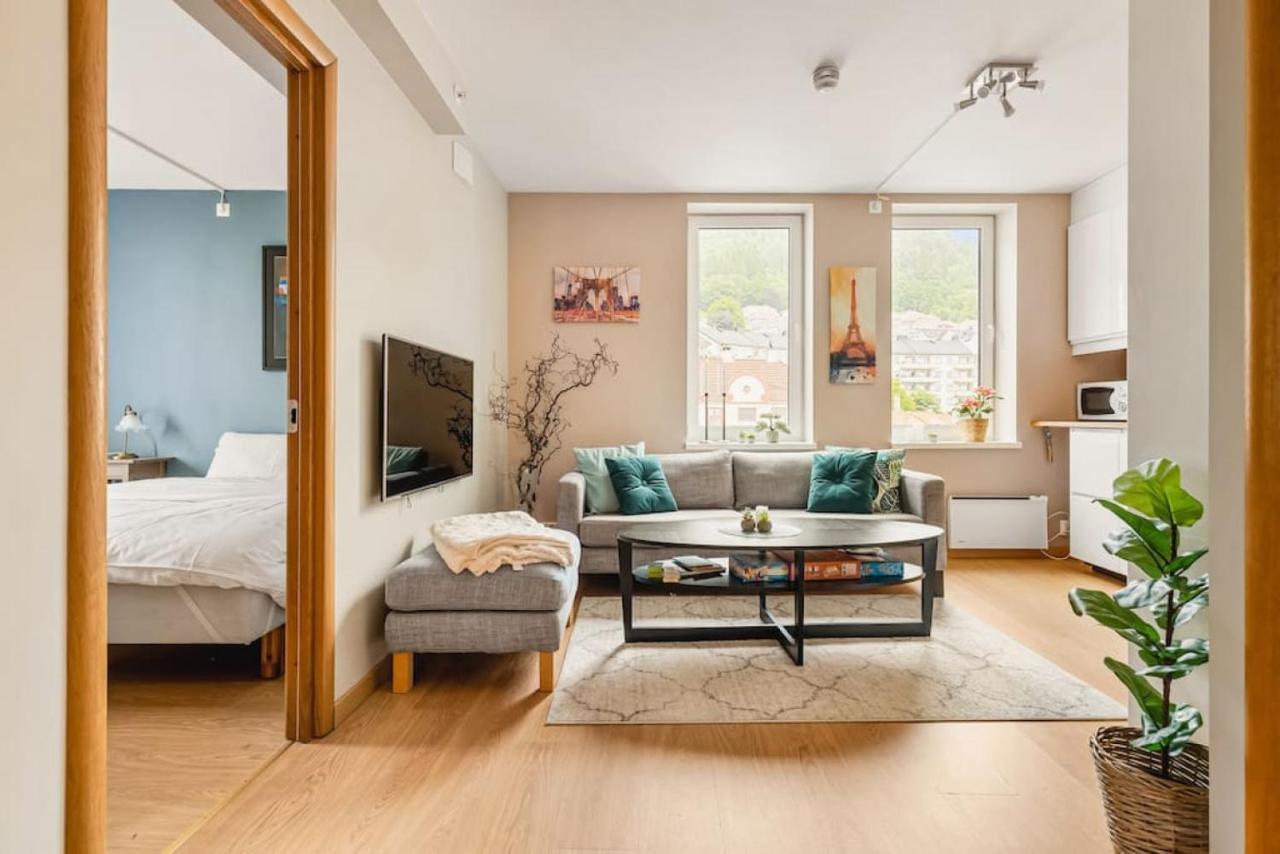Dinbnb I Roof Terrace & Laundry In Sandviken *