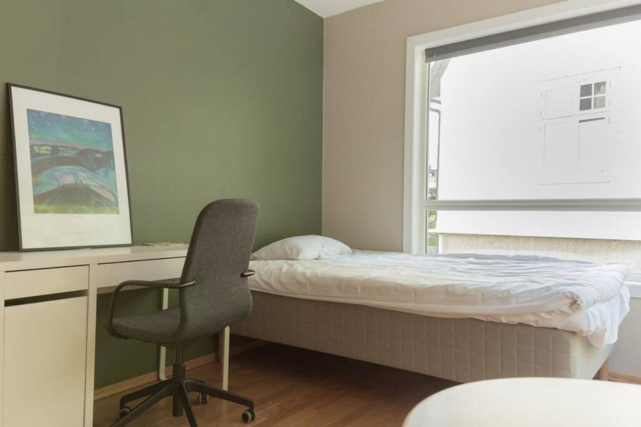 Dinbnb I Family-friendly & Spacious 2-bedroom With Parking