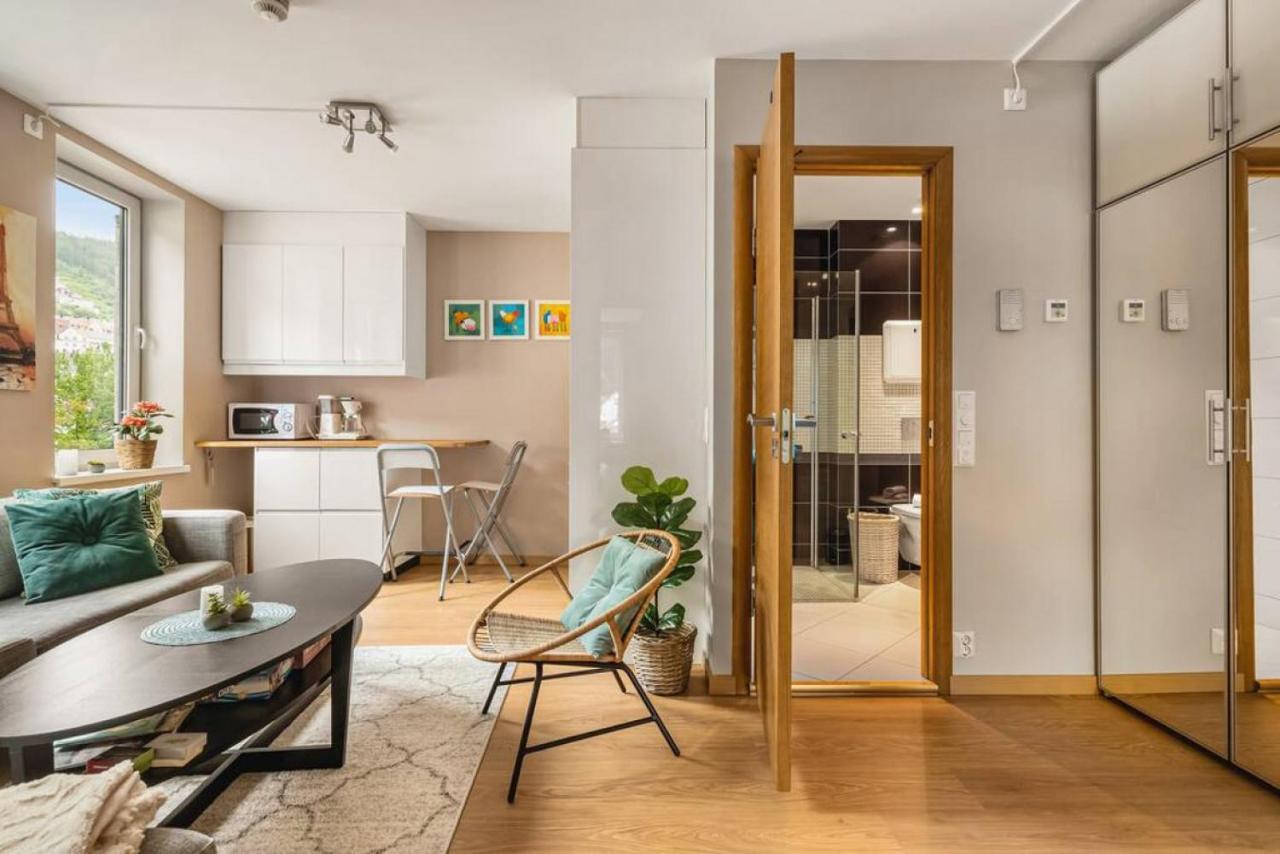 Dinbnb I Roof Terrace & Laundry In Sandviken