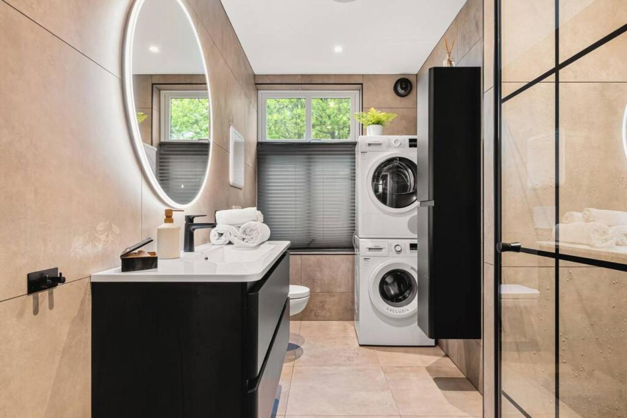 Dinbnb I New 2021 I Sonos And Smart Tv