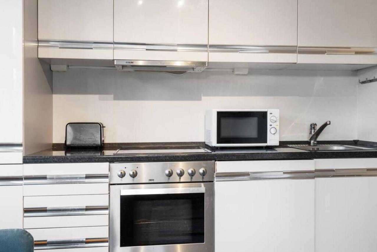 Dinbnb I Cozy 1-bedroom Nestled In The Heart Of