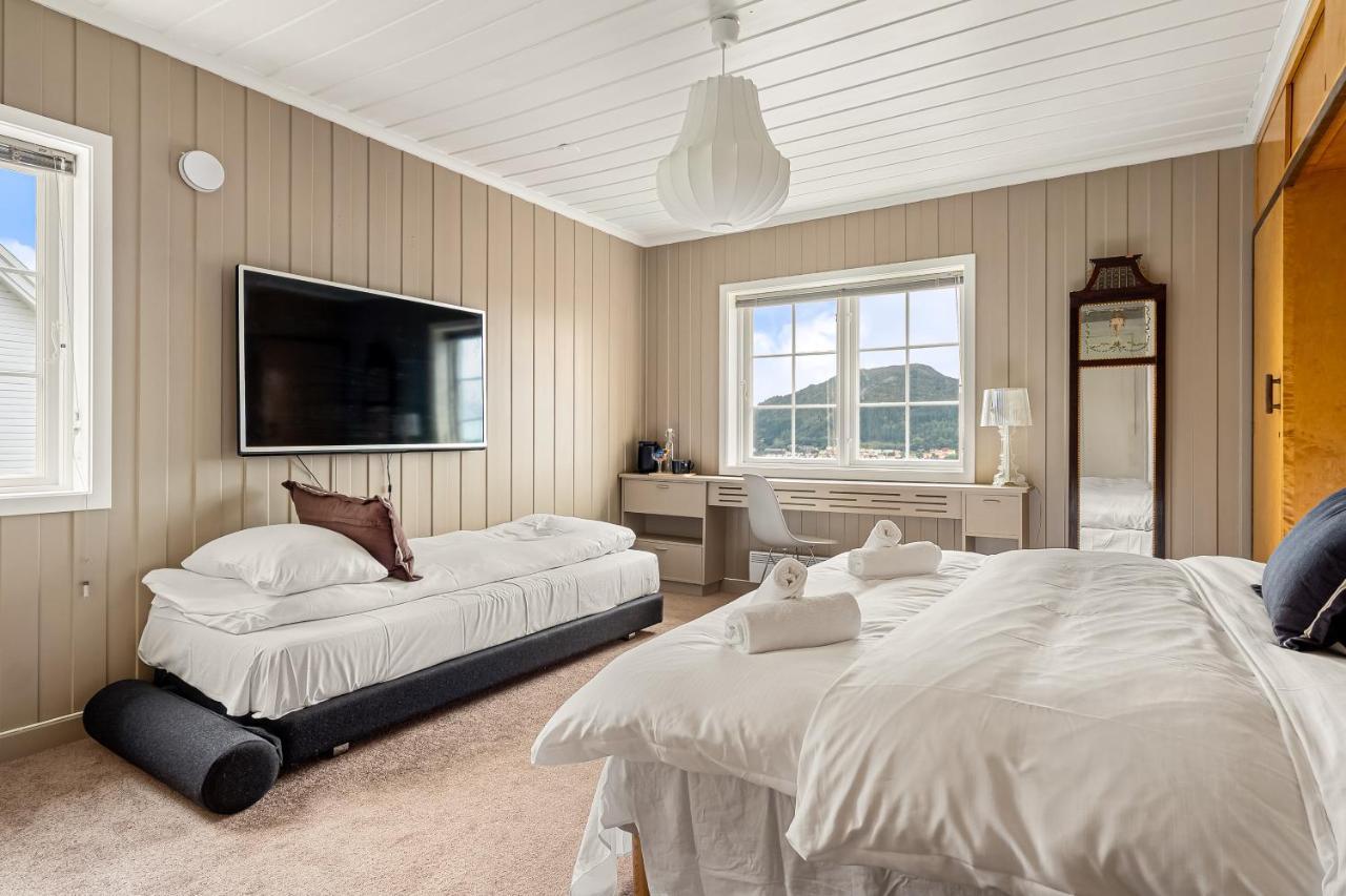 Dinbnb Homes I Luxury With Hot Tub & Views Bergen