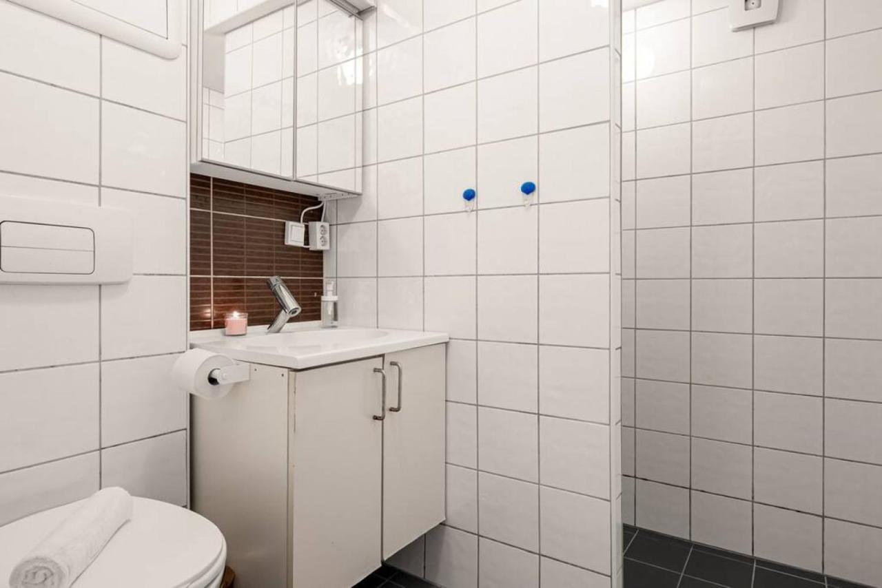 Apartment Dinbnb I Cozy Vibe In Idyllic Surroundings