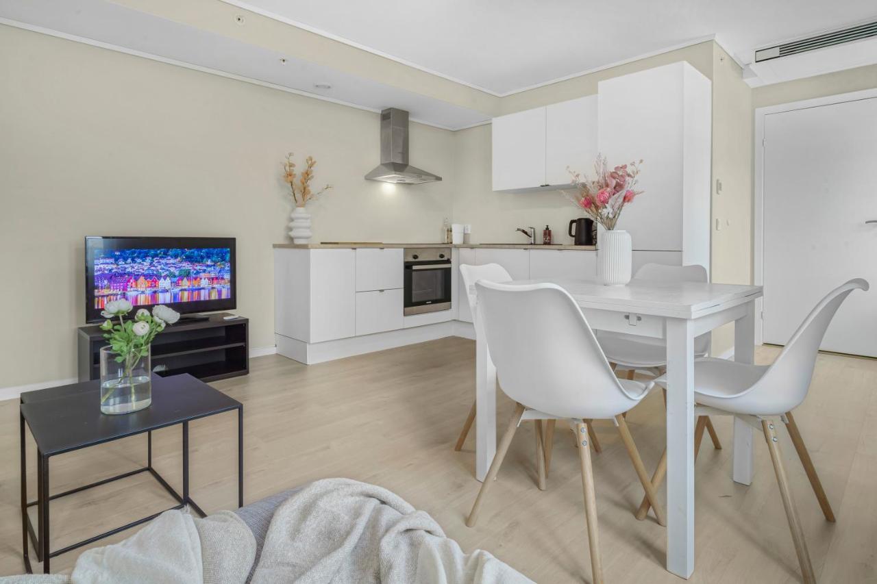 Contemporary City-apartement With Views Of The Dock! Apartment *