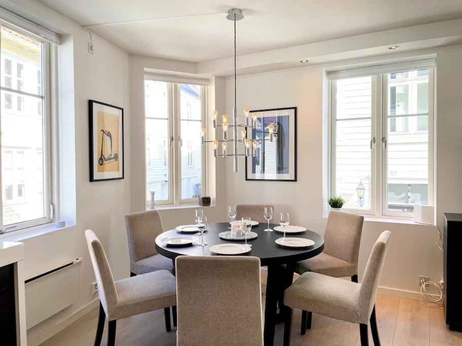 Apartment On One Of Bergen's Finest Streets