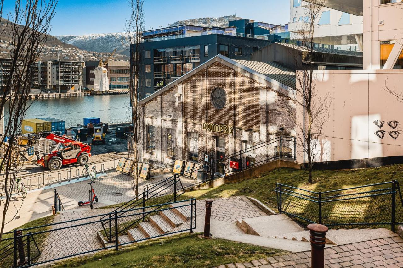 I Topp Etasje Med Flott Stor Felles Takterrasse Apartment *