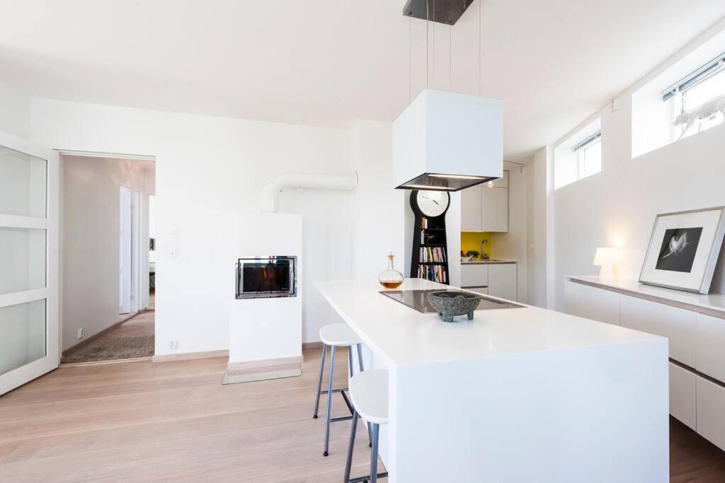 Stunning View Of The City Of Fjords Apartment Bergen