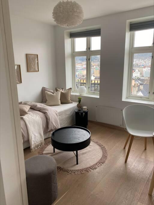 Stunning View Of The City Of Fjords Apartment