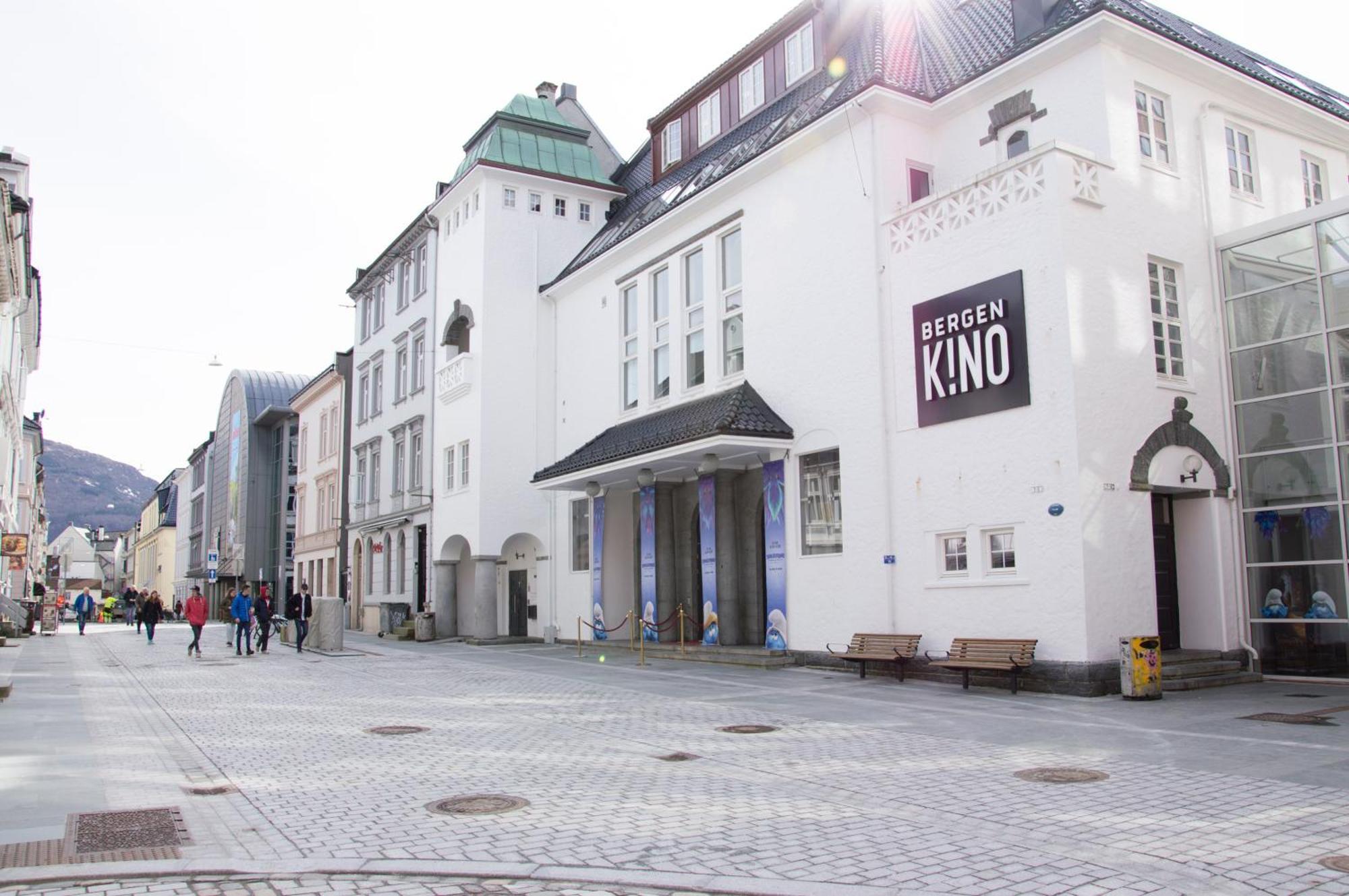 Dinbnb I At City Centre With Roof Terrace Apartment
