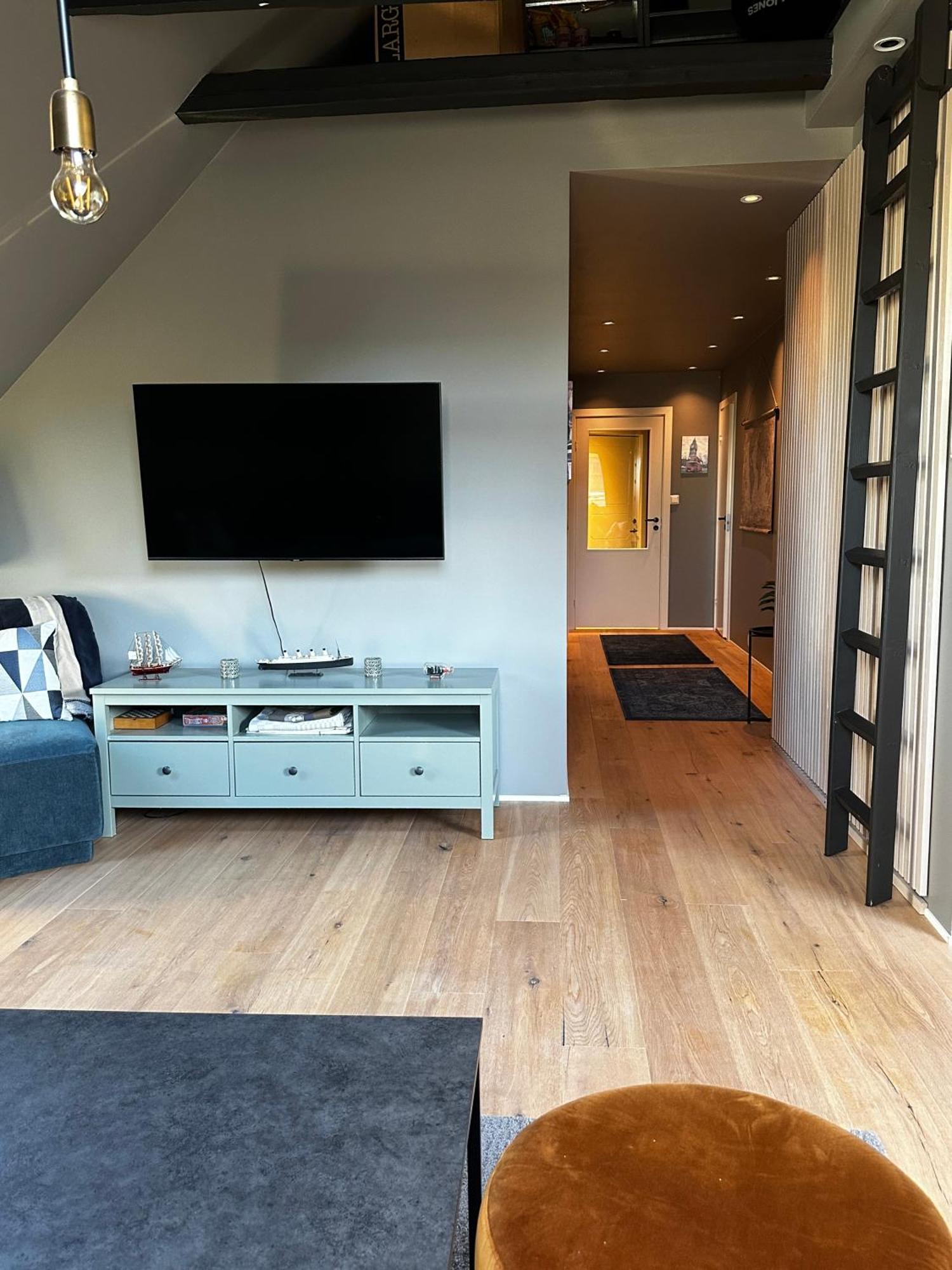 Modern Penthouse In Sandviken Apartamento