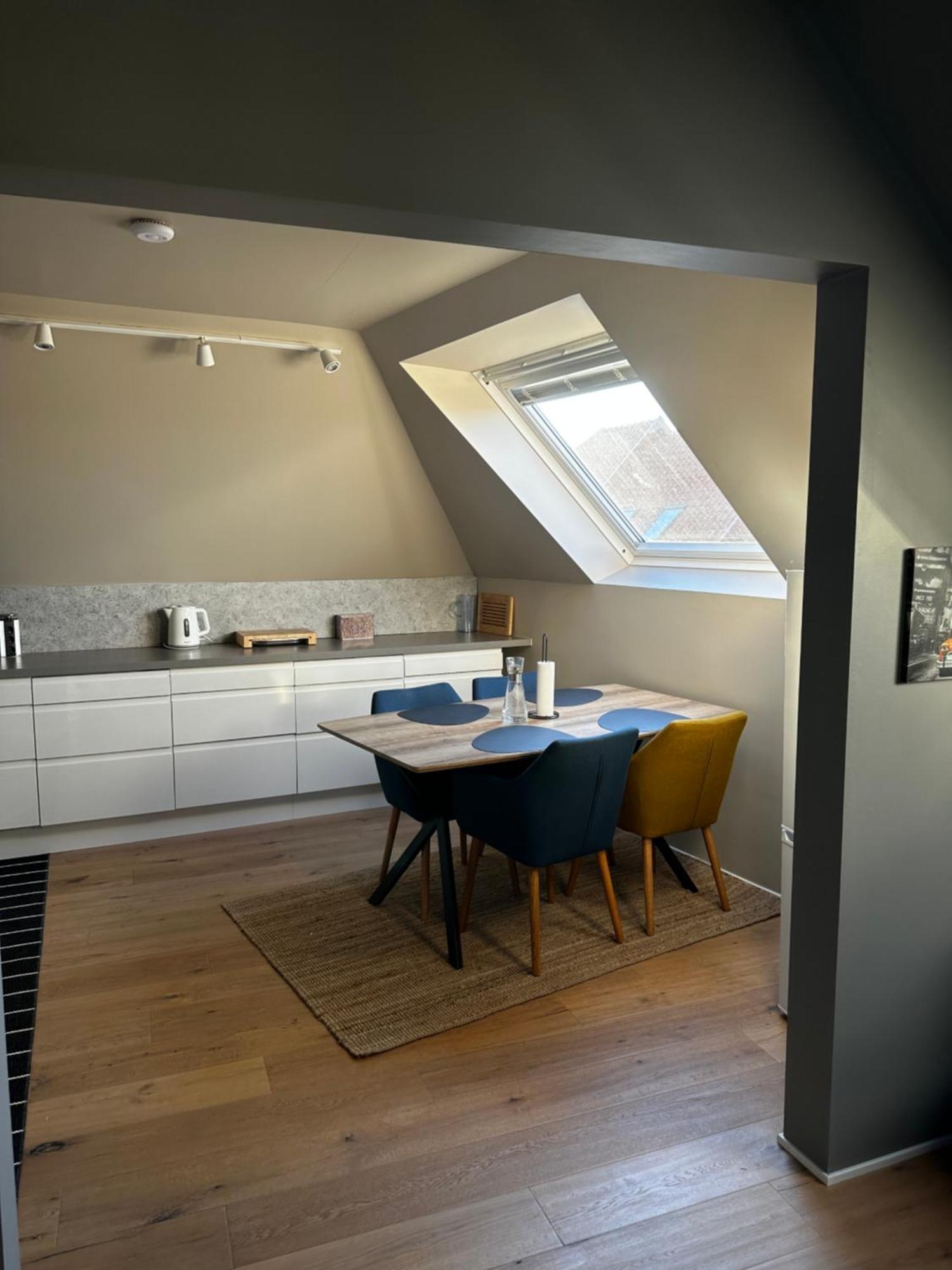 Modern Penthouse In Sandviken Apartamento